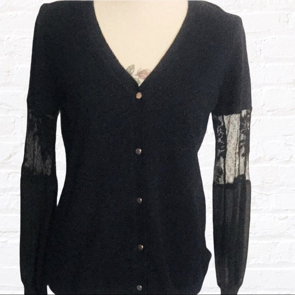 ❌DONATED❌Black Button Front Lace Sleeve Insert V-neck Top - Picture 2 of 10